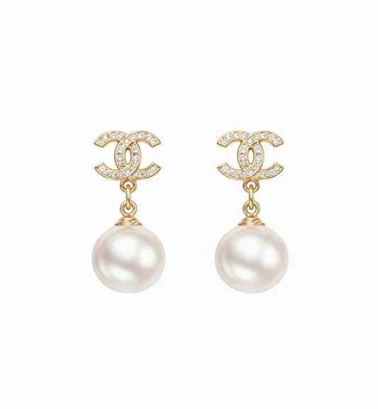 "CC" Pearl Ohrringe