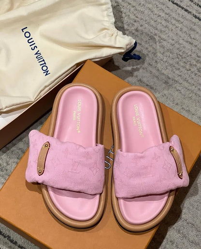 "LV" Sandalen