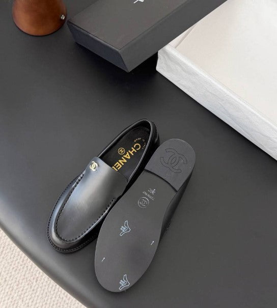 "CC" S25 Loafer