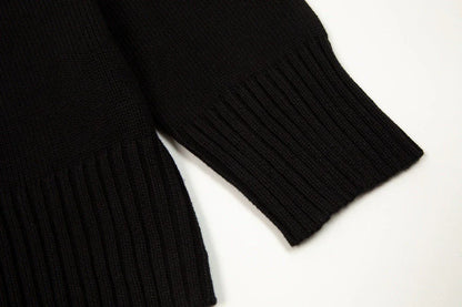 "Heart" Sweater Black (UNISEX)